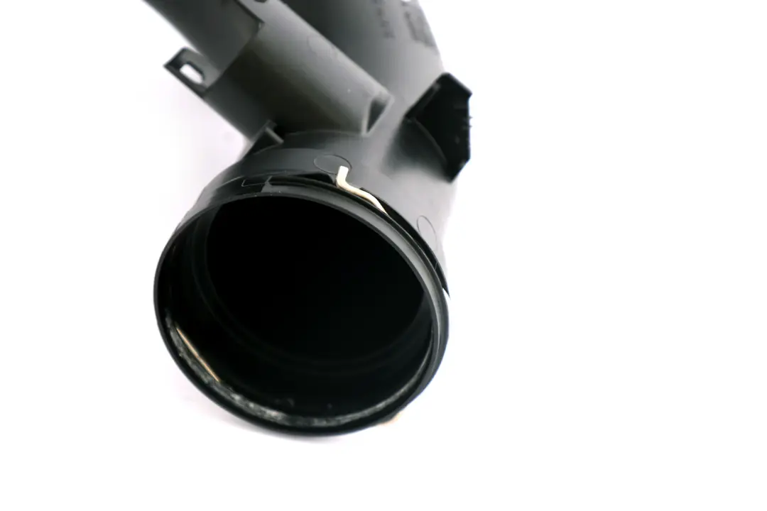 Filtered Air Intake Duct Hose Pipe to Mini F54 F55 F56 F57 F60 with Part number 7619268 Mini F54 F55 F56 F57 F60 Filtered Air Intake Duct Hose Pipe - SKU 7619268 - Part number 7619268