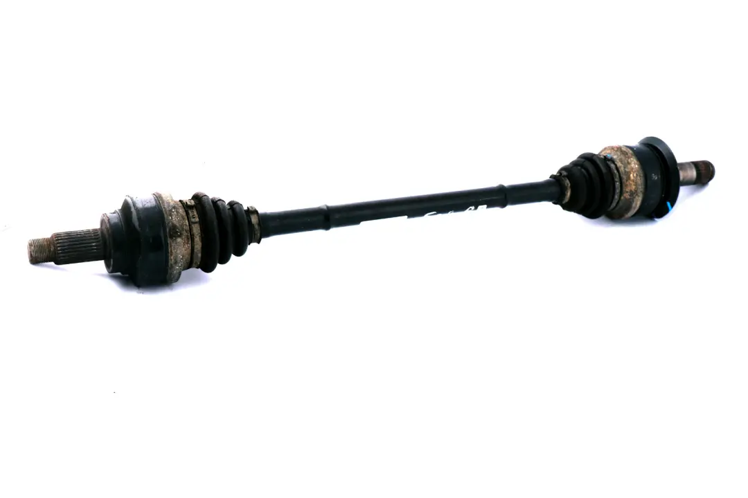 Albero di Uscita Destra D=25MM 3320 per BMW F20 F21 F30 F31 con numero di parte 7624206 BMW F20 F21 F30 F31 Albero di Uscita Destra D=25MM 3320 - SKU 7624206 - Numero di parte 7624206