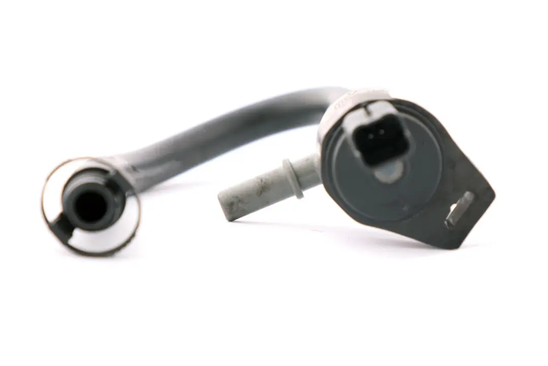 Reservoir Vanne Soupape de Purge 7595575 pour Mini Cooper S R55 R56 LCI N18 à propos du numéro de pièce 7624538 Mini Cooper S R55 R56 LCI N18 Reservoir Vanne Soupape de Purge 7595575 - SKU 7624542 - Numéro de pièce 7624538