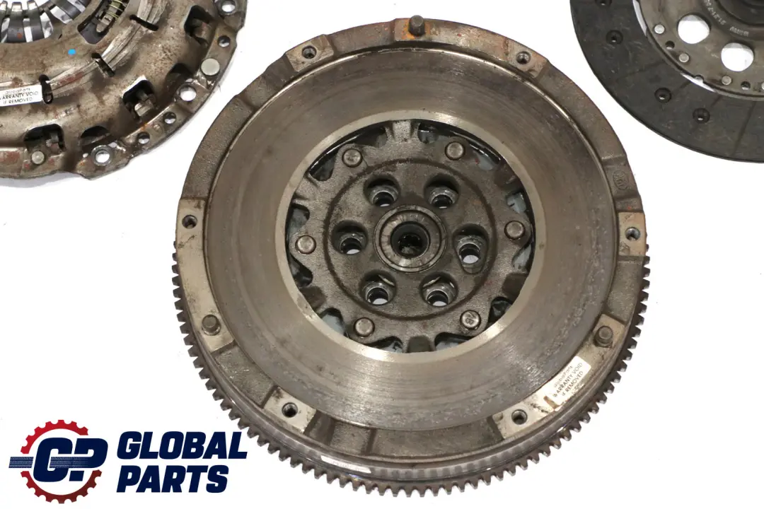 N52 Dual Twin Mass Flywheel Clutch Kit to BMW E60 E90 330i 530i with Part number 7626561 BMW E60 E90 330i 530i N52 Dual Twin Mass Flywheel Clutch Kit - SKU 7626561 - Part number 7626561