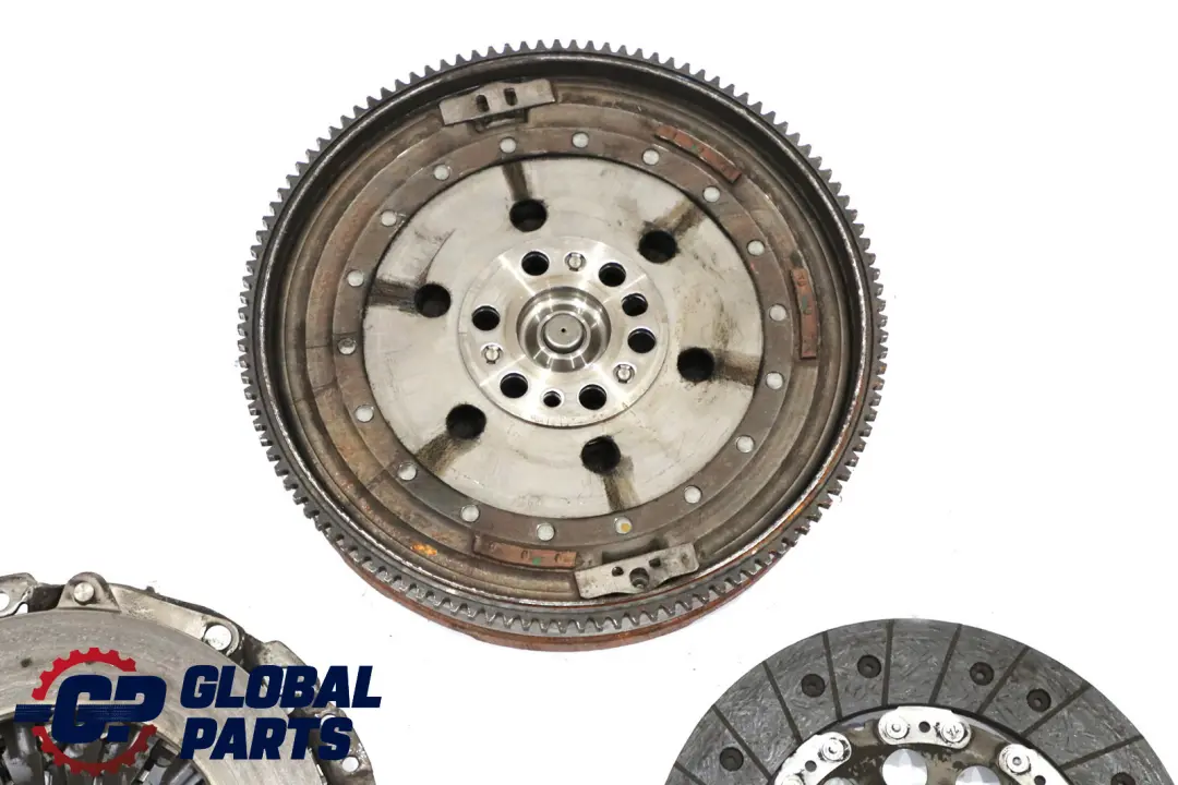 2.5si N52 N52N Zweimassenschwungrad Benzin für BMW 3 5 er E60 E83 LCI E90 330i 530i mit Teilenummer 7626561 BMW 3 5 er E60 E83 LCI E90 330i 530i 2.5si N52 N52N Zweimassenschwungrad Benzin - SKU 7626561 - Teilenummer 7626561