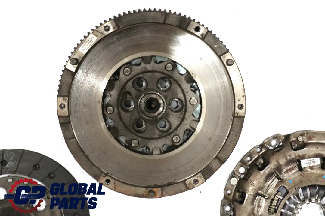 N52 Dual Twin Mass Flywheel Clutch Kit to BMW E60 E90 330i 530i with Part number 7626561 BMW E60 E90 330i 530i N52 Dual Twin Mass Flywheel Clutch Kit - SKU 7626561 - Part number 7626561