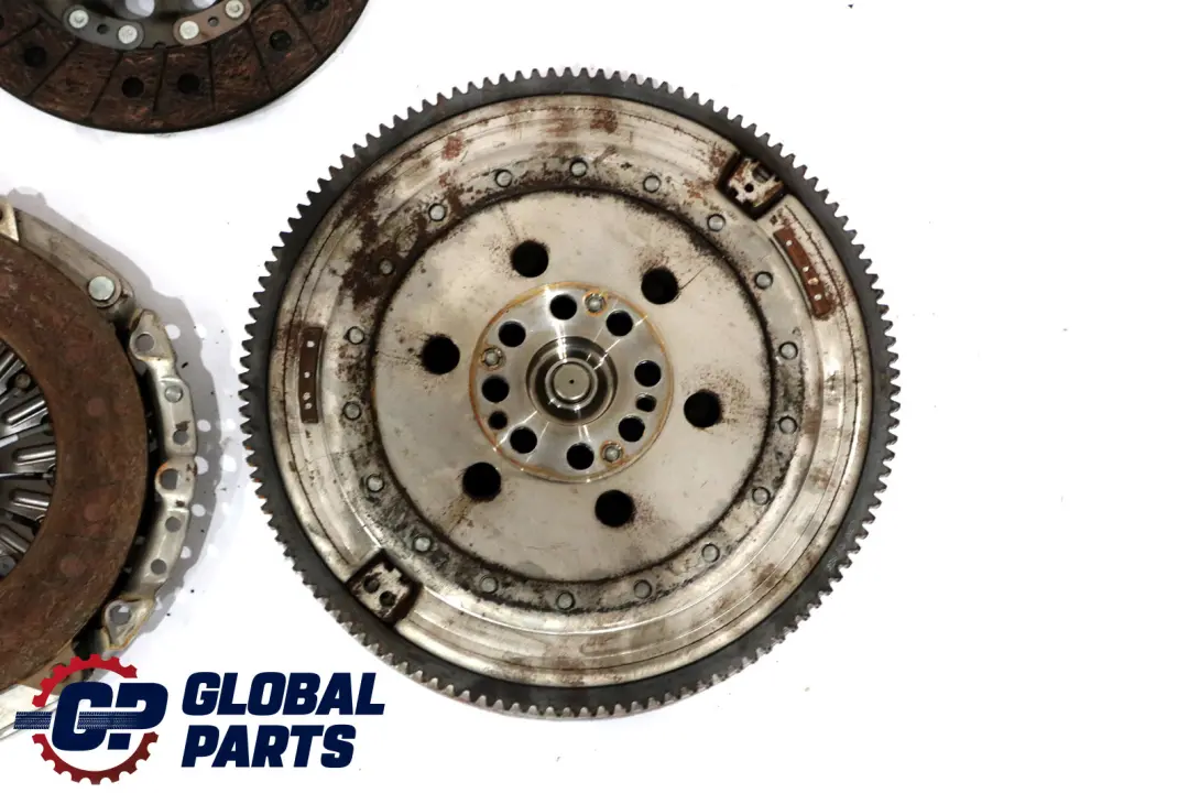 BMW E87 LCI E90 120d 320d N47 Dual Twin Mass Flywheel Clutch Kit - SKU 7638466 - Part number 7637279