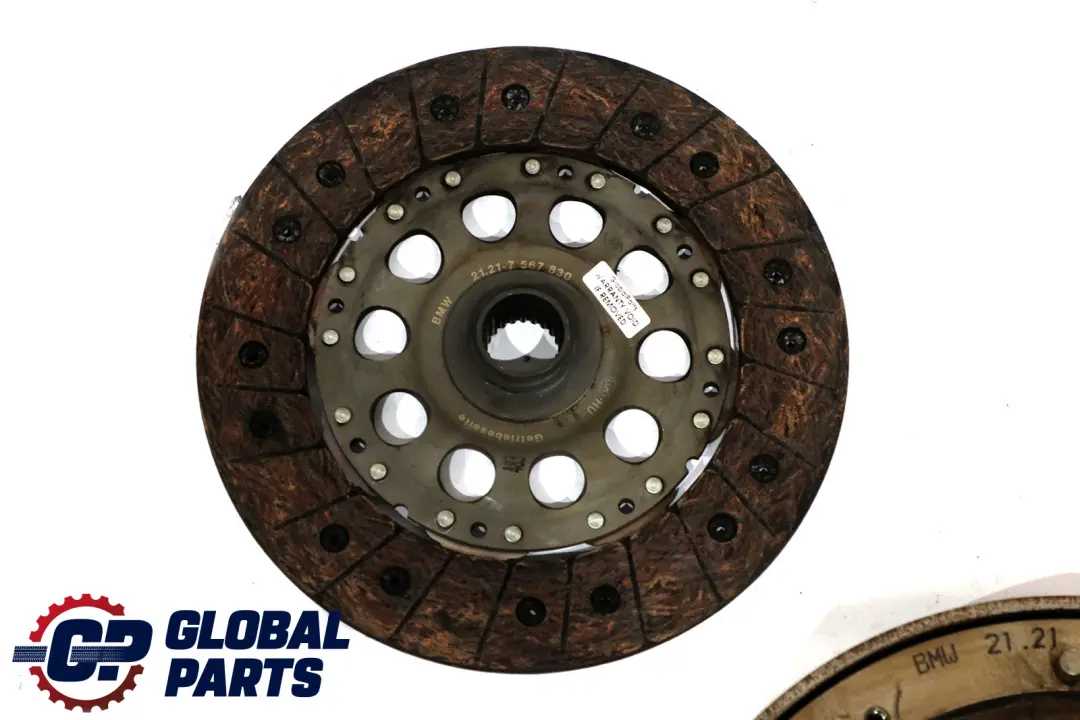 N47 Dual Twin Mass Flywheel Clutch Kit to BMW E87 LCI E90 120d 320d with Part number 7637279 BMW E87 LCI E90 120d 320d N47 Dual Twin Mass Flywheel Clutch Kit - SKU 7638466 - Part number 7637279