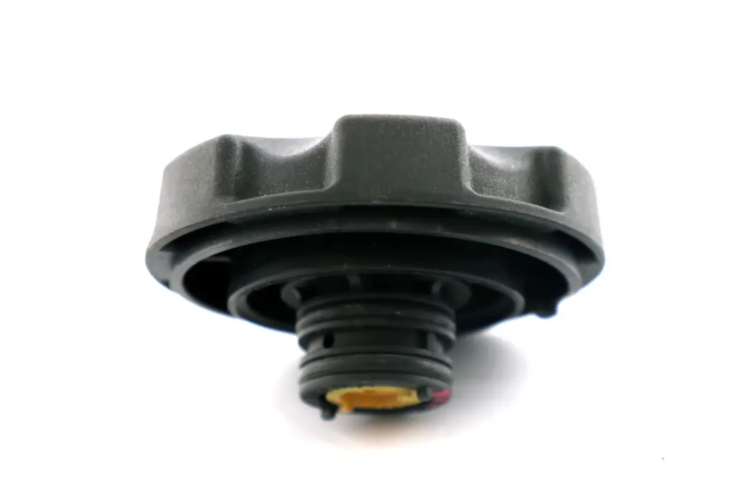 Expansion Tank Cap BMW X1 E81 E84 E87 E90 E91 Radiator Screw to with Part number 7639020 Expansion Tank Cap BMW X1 E81 E84 E87 E90 E91 Radiator Screw - SKU 7639020 - Part number 7639020