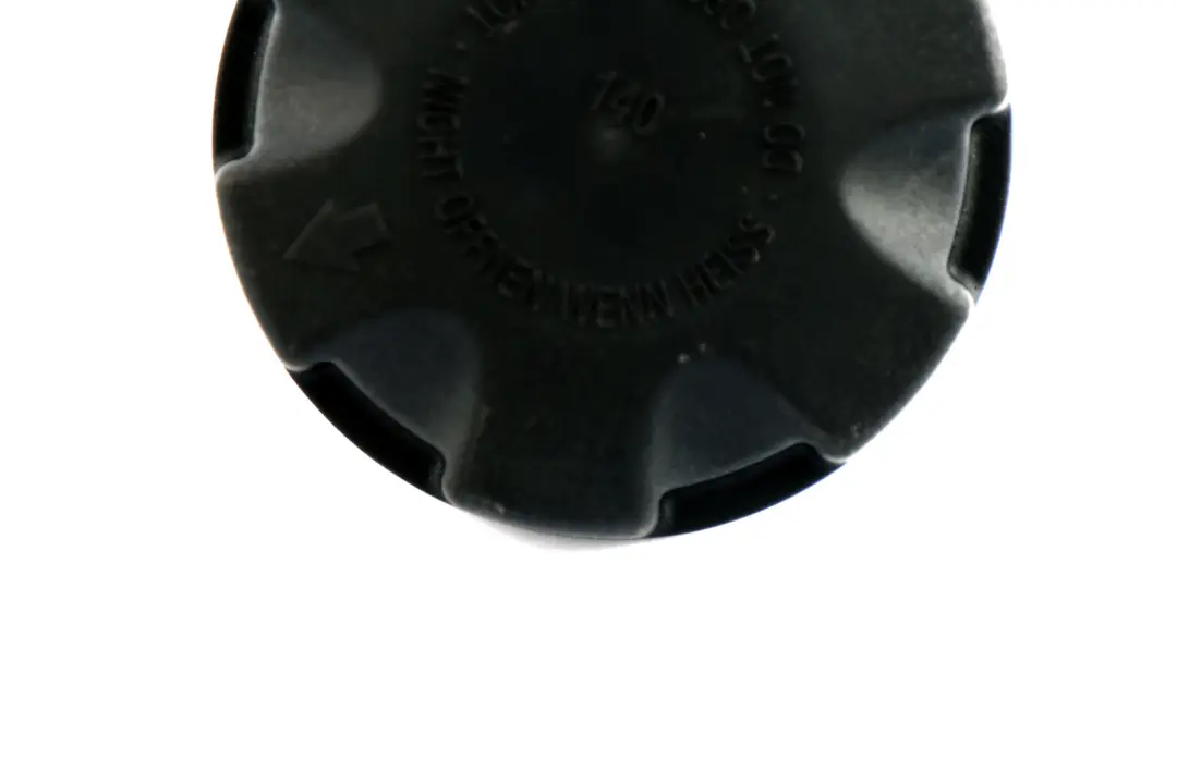 Expansion Tank Cap BMW X1 E81 E84 E87 E90 E91 Radiator Screw to with Part number 7639020 Expansion Tank Cap BMW X1 E81 E84 E87 E90 E91 Radiator Screw - SKU 7639020 - Part number 7639020