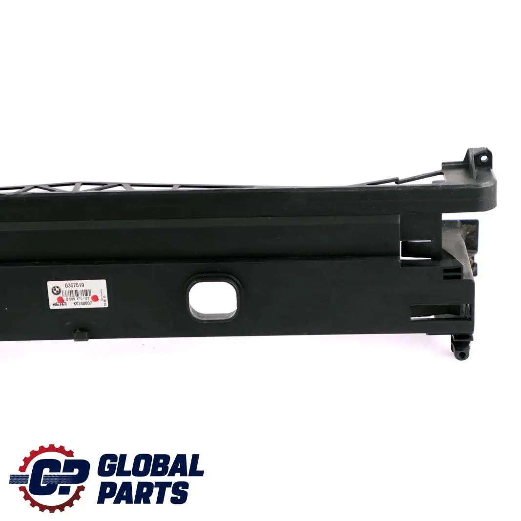 Obudowa Osłona Chłodnicy do BMW F01 F02 F10 F11 o numerze 7639071 BMW F01 F02 F10 F11 Obudowa Osłona Chłodnicy - SKU 7639071 - Numer Części 7639071