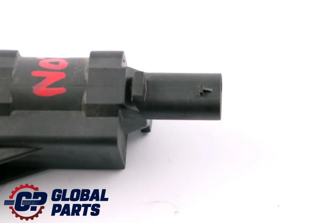 BMW 1 3 er F20 F21 F30 F31 LCI Magnetventil Motorgehäuse 1141 - SKU 7639993 - Teilenummer 7639993