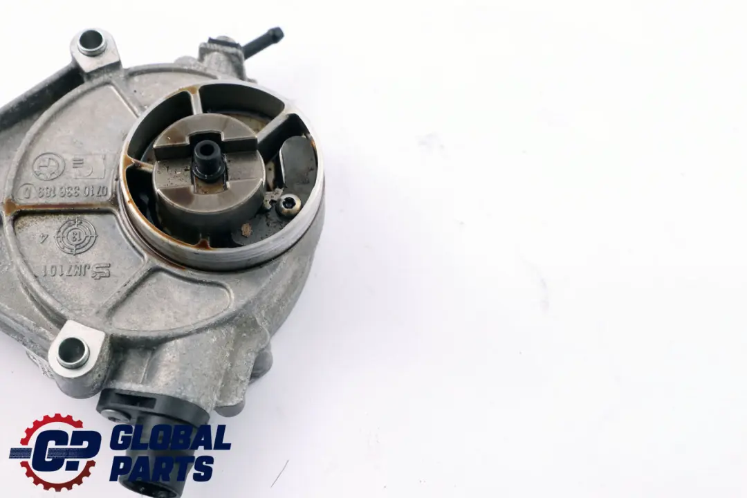 Pompa Podciśnienia Vacum do BMW E89 F10 F11 F20 F30 o numerze 7640279 BMW E89 F10 F11 F20 F30 Pompa Podciśnienia Vacum - SKU 7640279 - Numer Części 7640279