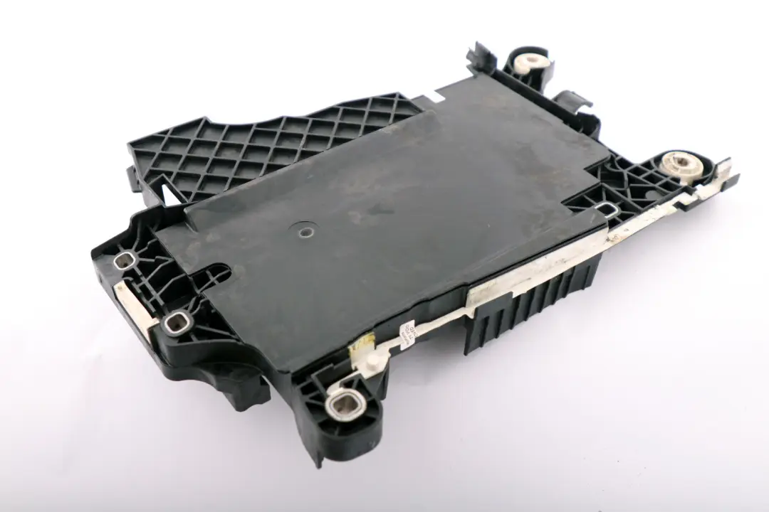 F55-F60 Pokrywa Akumulatora do MINI Cooper o numerze 7641797 MINI Cooper F55-F60 Pokrywa Akumulatora - SKU 7641797 - Numer Części 7641797