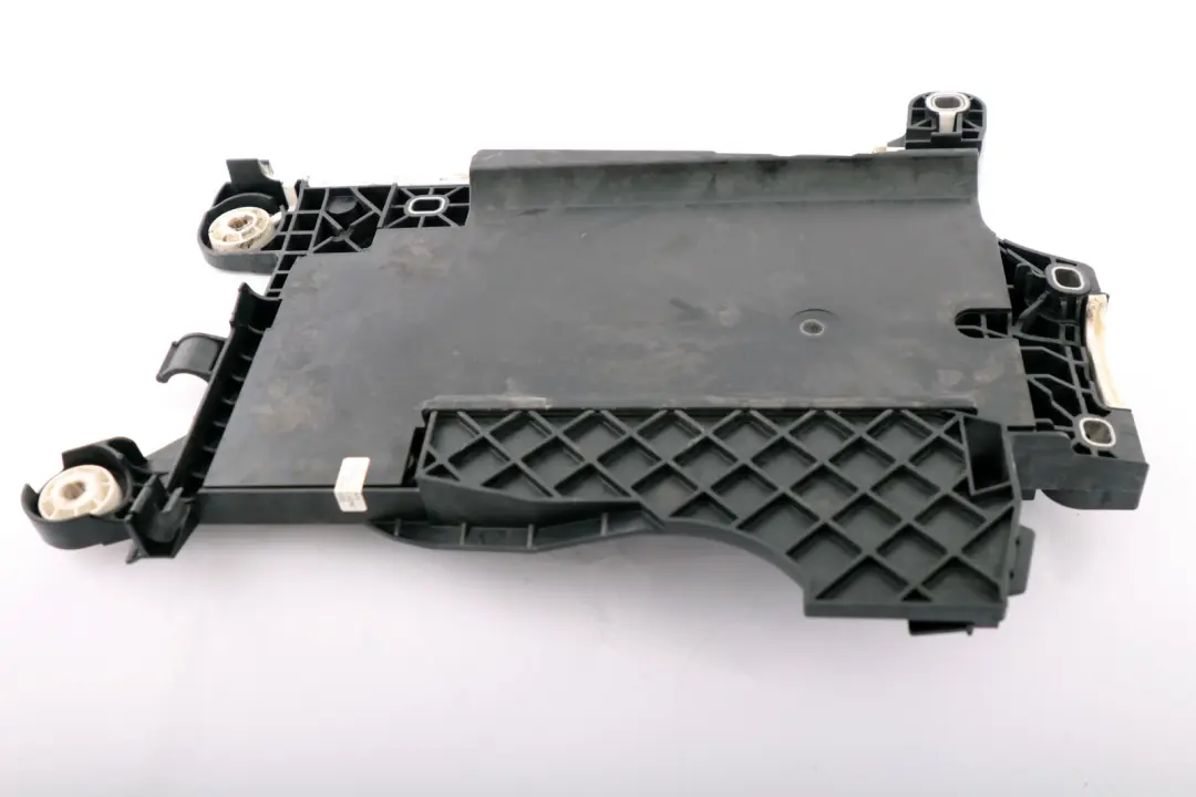 F55-F60 Pokrywa Akumulatora do MINI Cooper o numerze 7641797 MINI Cooper F55-F60 Pokrywa Akumulatora - SKU 7641797 - Numer Części 7641797