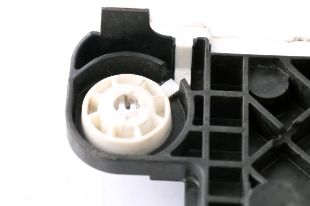 Mini Cooper F54 F55 F56 F57 F60 Osłona Podstawa Akumulatora - SKU 7641798-1 - Numer Części 7641798