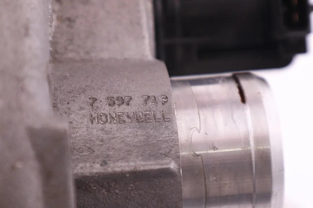 Essence N13 Turbo Compresseur Turbocompresseur pour BMW F20 F21 F30 F31 à propos du numéro de pièce 4601147 BMW F20 F21 F30 F31 Essence N13 Turbo Compresseur Turbocompresseur - SKU 7643719 - Numéro de pièce 4601147