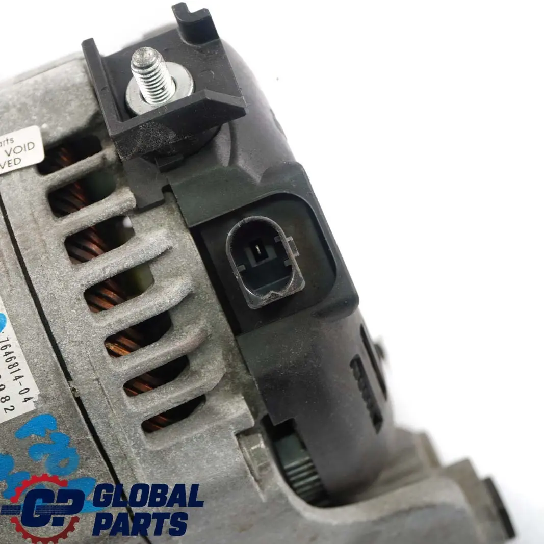 B47 Diesel Alternador Generador Denso 210A para BMW F10 F20 LCI F30 con número de pieza 7646814 BMW F10 F20 LCI F30 B47 Diesel Alternador Generador Denso 210A - SKU 7646814 - Número de pieza 7646814