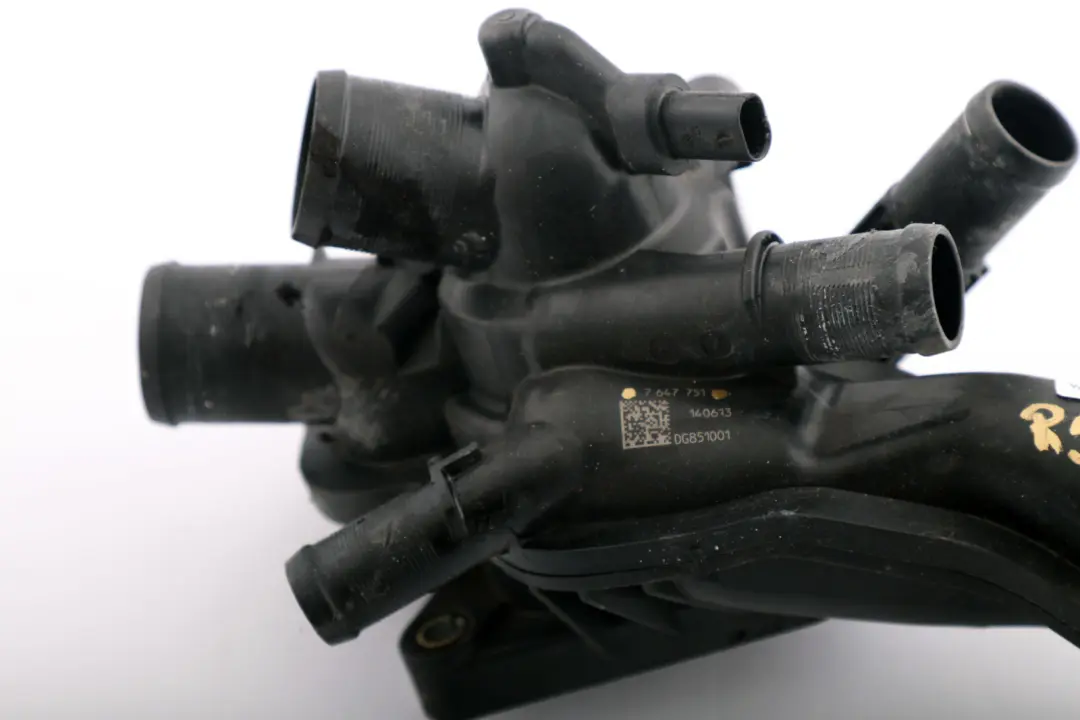 Termostato Raffreddamento Motore Alloggiamento per Mini Cooper R55 R56 LCI con numero di parte 7647751 Mini Cooper R55 R56 LCI Termostato Raffreddamento Motore Alloggiamento - SKU 7647751 - Numero di parte 7647751