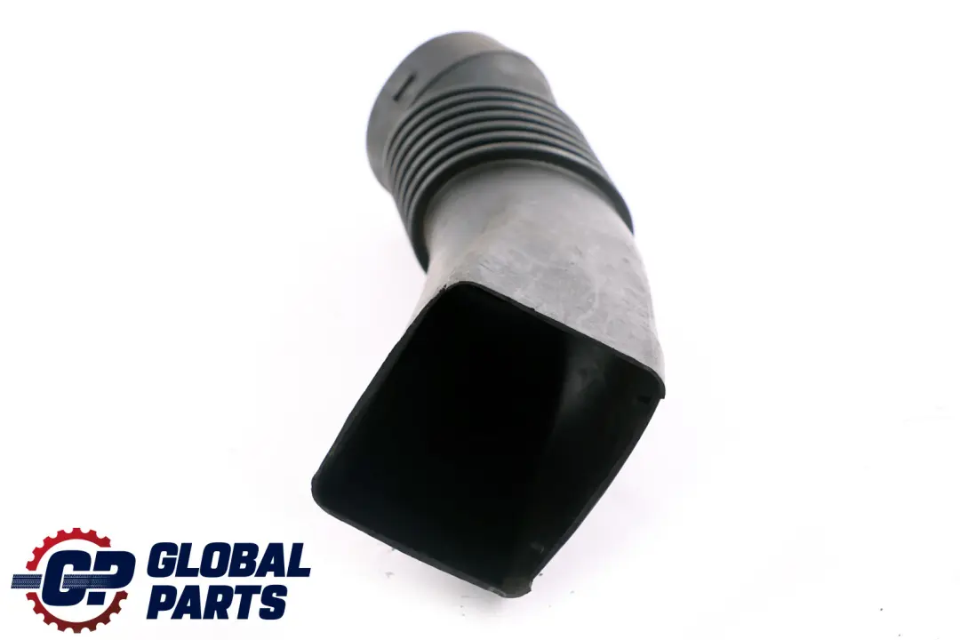 M57 3.0d Diesel Fuel Filter Rubber Boot Pipe para BMW E53 con número de pieza 7785736 BMW E53 M57 3.0d Diesel Fuel Filter Rubber Boot Pipe - SKU 7785736 - Número de pieza 7785736
