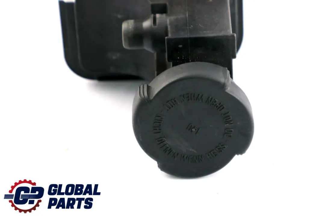 Coolant Header Overflow Expansion Tank Radiator to BMW X5 E53 3.0d with Part number 7787040 BMW X5 E53 3.0d Coolant Header Overflow Expansion Tank Radiator - SKU 7787040 - Part number 7787040