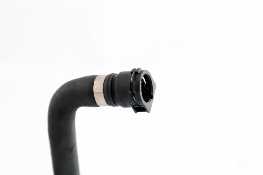 Refrigerante Manguera Tubo De Agua para BMW E60 E61 E63 E64 LCI Motor con número de pieza 7787456 BMW E60 E61 E63 E64 LCI Motor Refrigerante Manguera Tubo De Agua - SKU 7787456 - Número de pieza 7787456