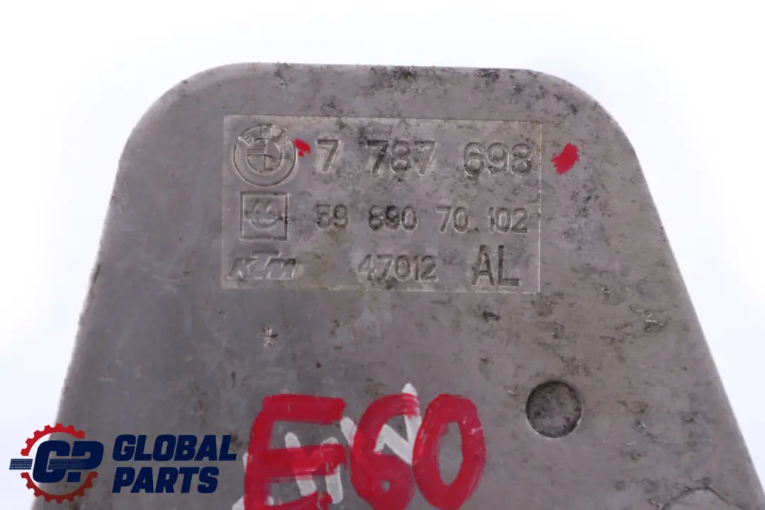 Moteur M47N2 echangeur Refroidisseur de D'Huile 77876 pour BMW E60 E87 E90 E91 à propos du numéro de pièce 7787698 BMW E60 E87 E90 E91 Moteur M47N2 echangeur Refroidisseur de D'Huile 77876 - SKU 7787698 - Numéro de pièce 7787698