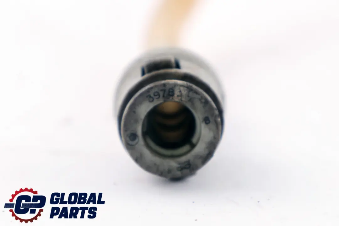 M57N 3.0 D Tubo Alimentazione Carburante 1353 per BMW X5 E53 con numero di parte 7788264 BMW X5 E53 M57N 3.0 D Tubo Alimentazione Carburante 1353 - SKU 7788264 - Numero di parte 7788264