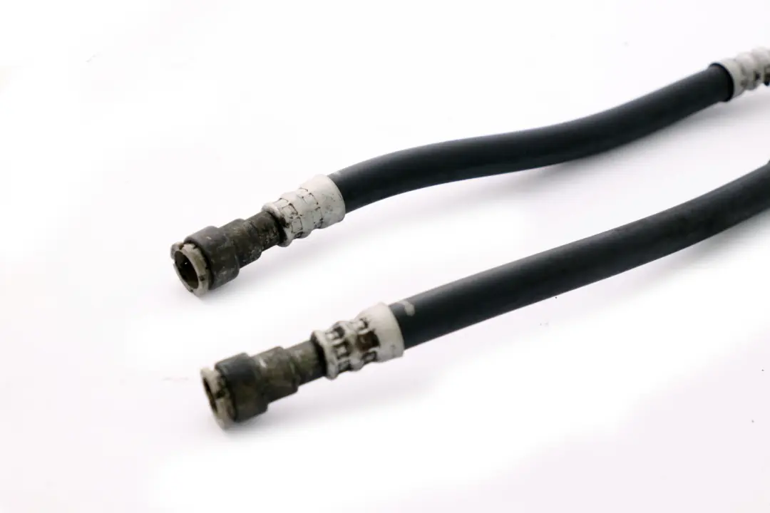 M57N Radiatore Olio Trasmissione Leitungsflussrohr Tubo Olio per BMW X5 E53 3.0d con numero di parte 7788268 BMW X5 E53 3.0d M57N Radiatore Olio Trasmissione Leitungsflussrohr Tubo Olio - SKU 7788268 - Numero di parte 7788268