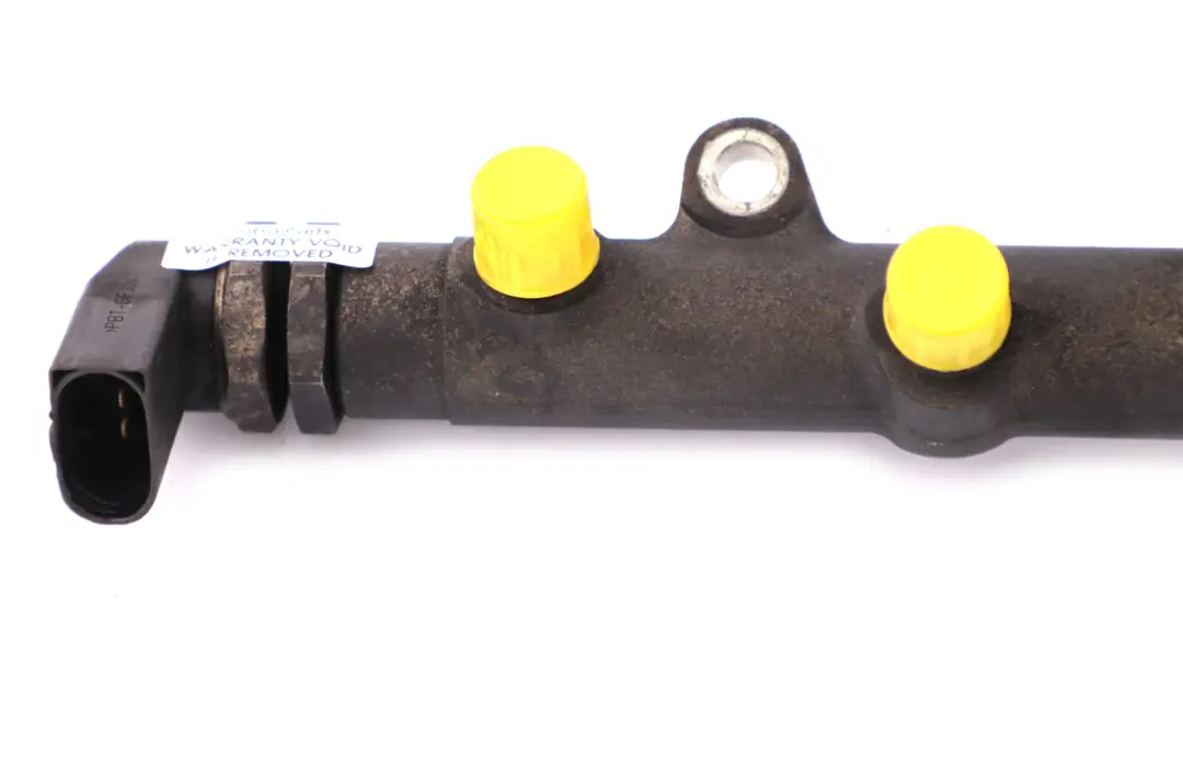 Accumulateur Rail Pression Carburant M57N pour BMW X5 E53 E60 E61 E65 X3 E83 à propos du numéro de pièce 7788679 BMW X5 E53 E60 E61 E65 X3 E83 Accumulateur Rail Pression Carburant M57N - SKU 7788679 - Numéro de pièce 7788679