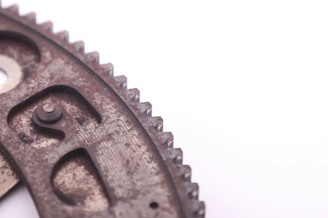 Volano Automatico M57N M57N2 per BMW X3 E83 X5 E53 E70 E60 E61 E90 E91 E92 con numero di parte 7788746 BMW X3 E83 X5 E53 E70 E60 E61 E90 E91 E92 Volano Automatico M57N M57N2 - SKU 7788746 - Numero di parte 7788746