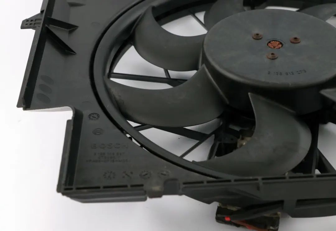 BMW E87 E90 Radiator Fan Housing Coolant Unit Diesel 7801993 - SKU 7788905-2 - Part number 7788905