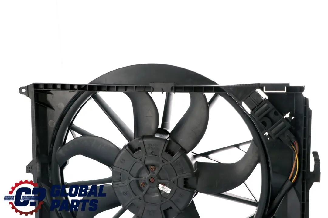 Kühlerlüfter Gehäuse Motor Benzin 600W für BMW E87 E90 E91 mit Teilenummer 7788907 BMW E87 E90 E91 Kühlerlüfter Gehäuse Motor Benzin 600W - SKU 7788907 - Teilenummer 7788907