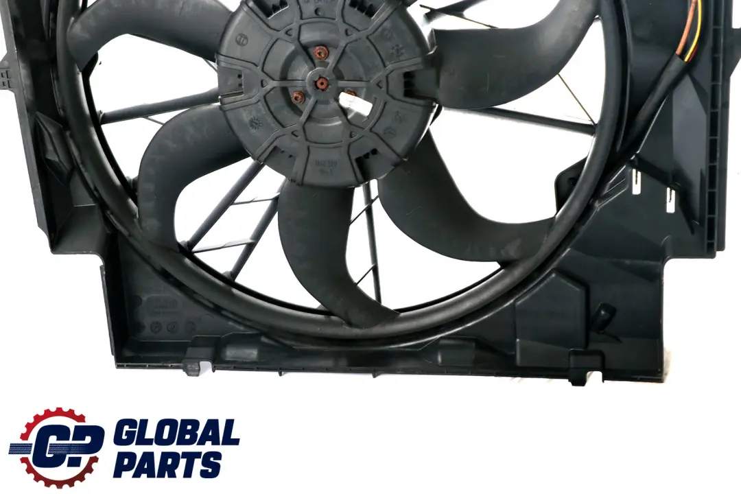 Carcasa Ventilador Radiador Motor Gasolina 600W para BMW E87 E90 E91 con número de pieza 7788907 BMW E87 E90 E91 Carcasa Ventilador Radiador Motor Gasolina 600W - SKU 7788907 - Número de pieza 7788907