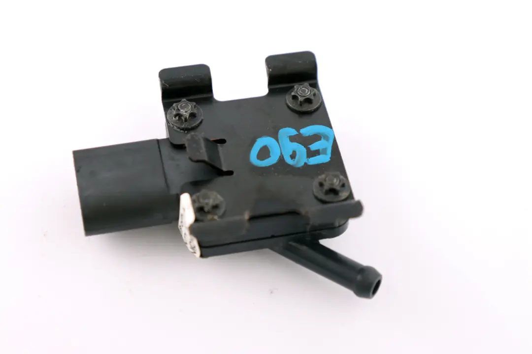 Sensor Presión Unidad Sensor Escape para BMW X5 E53 E60 E70 E87 E90 E91 con número de pieza 7789219 BMW X5 E53 E60 E70 E87 E90 E91 Sensor Presión Unidad Sensor Escape - SKU 7789219 - Número de pieza 7789219