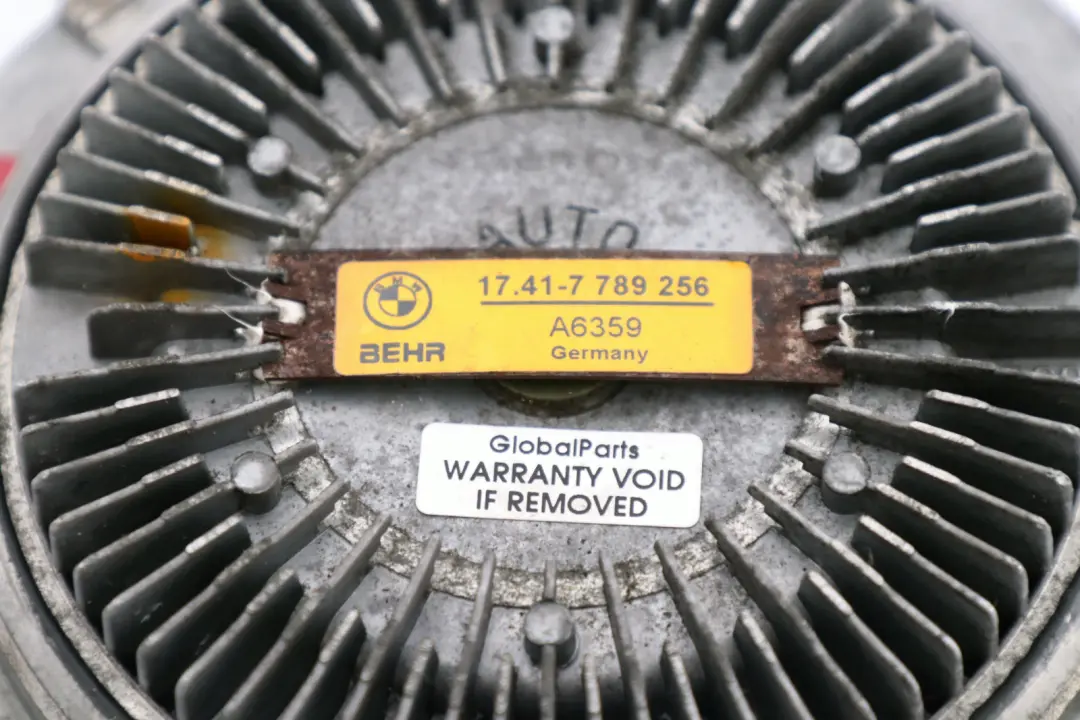 M57N 3.0d Diesel Motor Sistema Enfriamiento Ventilador Viscoso para BMW E46 E53 E65 con número de pieza 7789256 BMW E46 E53 E65 M57N 3.0d Diesel Motor Sistema Enfriamiento Ventilador Viscoso - SKU 7789256 - Número de pieza 7789256