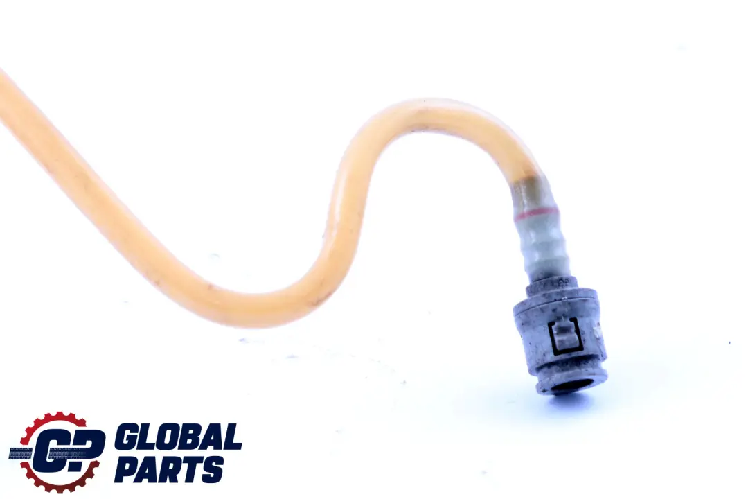 M57N 730d Diesel Kraftstoffzulafleitung per BMW E65 con numero di parte 7789603 BMW E65 M57N 730d Diesel Kraftstoffzulafleitung - SKU 7789603 - Numero di parte 7789603