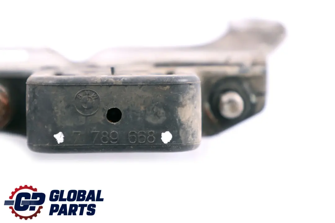 Catalytic Converter Rubber Mounting Holder to BMW 7 Series E65 E66 Diesel with Part number 7789668 BMW 7 Series E65 E66 Diesel Catalytic Converter Rubber Mounting Holder - SKU 7789668 - Part number 7789668