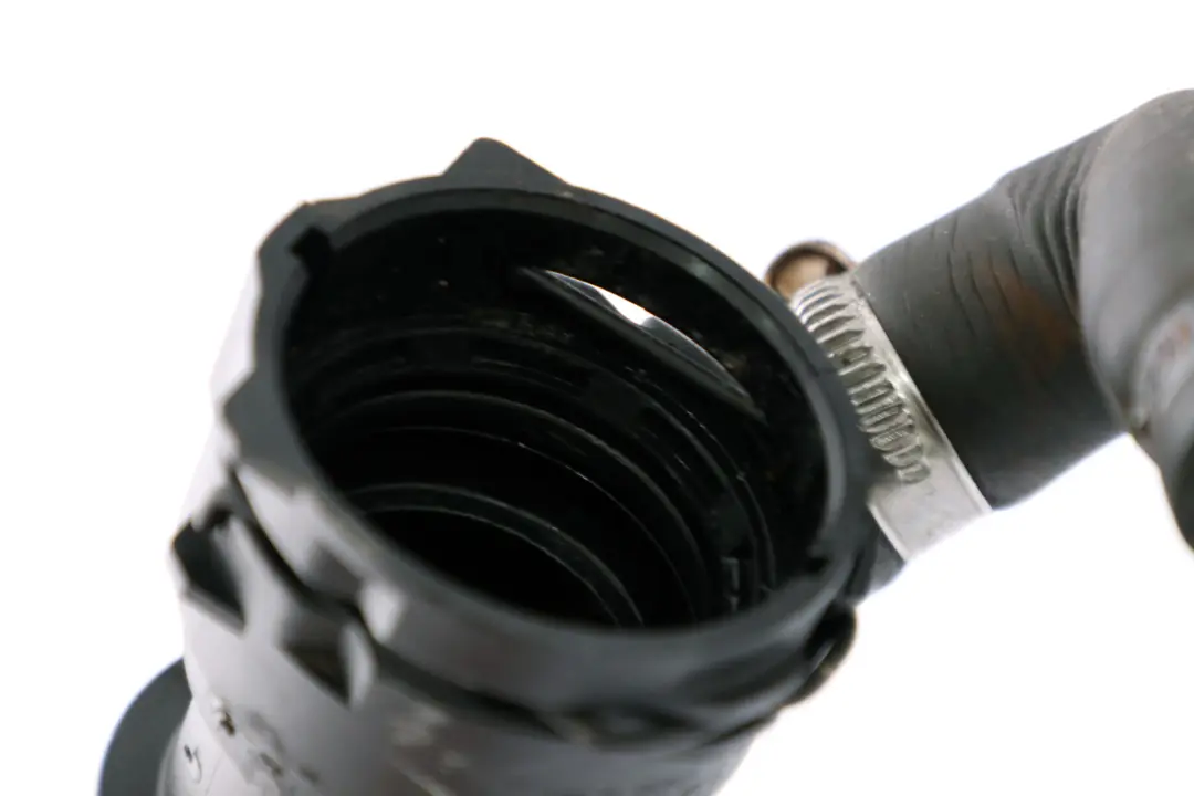 BMW E60 E61 Wąż Rura Przewód Wody Diesel - SKU 7789722 - Numer Części 7789722