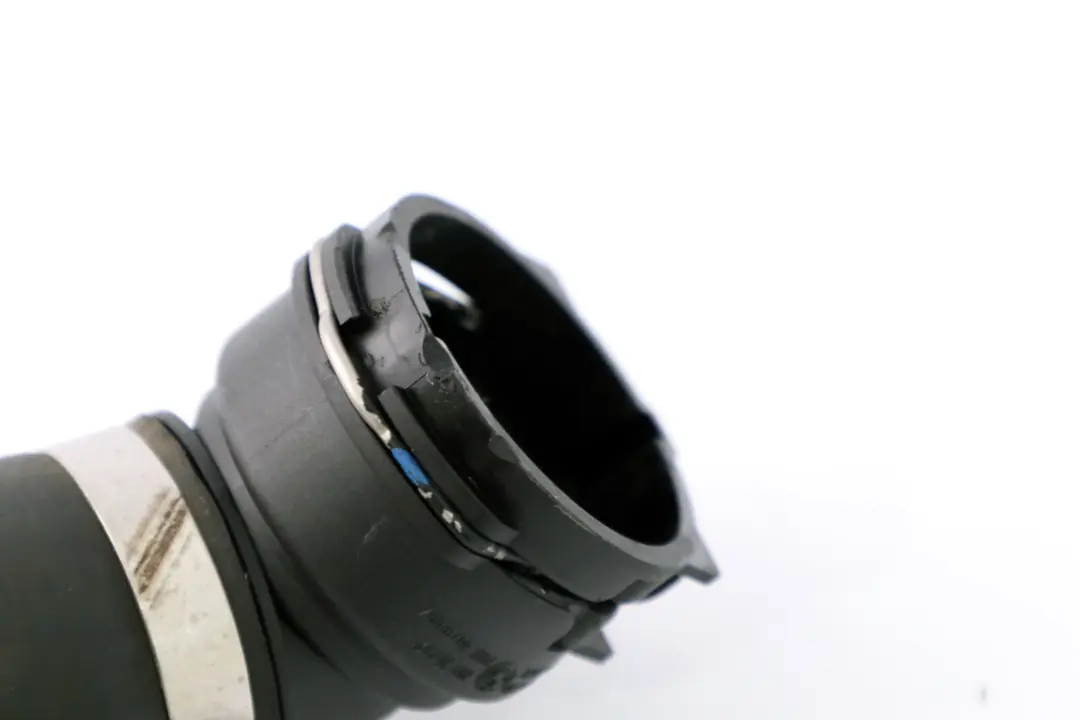 Wąż Rura Przewód Wody Diesel do BMW E60 E61 o numerze 7789722 BMW E60 E61 Wąż Rura Przewód Wody Diesel - SKU 7789722 - Numer Części 7789722