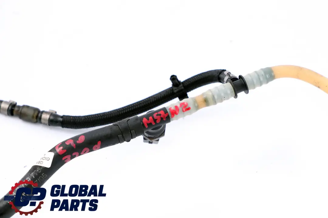 BMW 3 E90 E91 E92 E93 330d M57N2 Tuyau d'alimentation en carburant - SKU 7789775 - Numéro de pièce 8514451