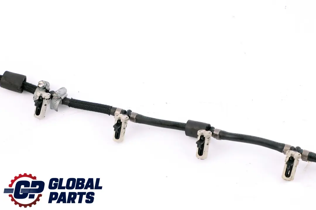 M57N2 Tubo alimentazione carburante per BMW 3 E90 E91 E92 E93 330d con numero di parte 8514451 BMW 3 E90 E91 E92 E93 330d M57N2 Tubo alimentazione carburante - SKU 7789775 - Numero di parte 8514451