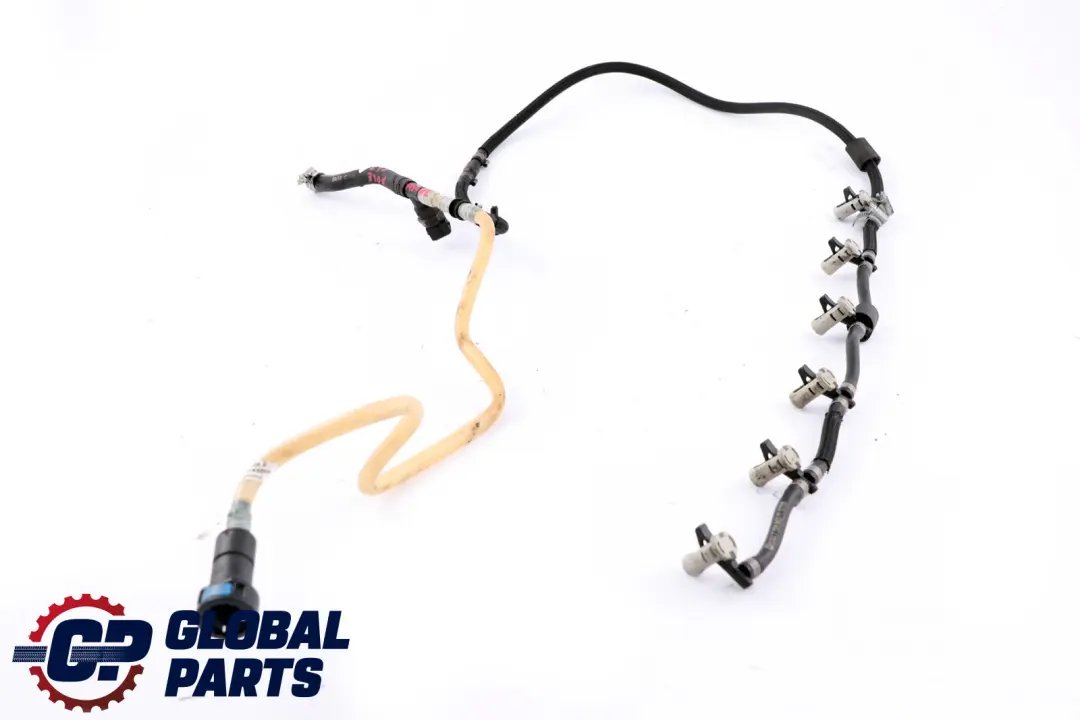 BMW 3 Series E90 E91 E92 E93 330d M57N2 Fuel Feed Line Pipe - SKU 7789775 - Part number 8514451