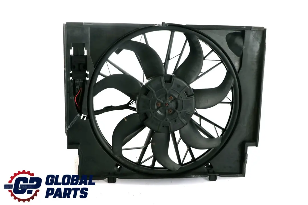 Ventilador del radiador 400W Diesel para BMW E60 E61 LCI con número de pieza 7789824 BMW E60 E61 LCI Ventilador del radiador 400W Diesel - SKU 7789824 - Número de pieza 7789824