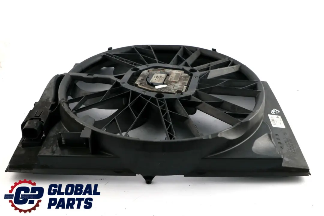 BMW E60 E61 LCI Radiator Fan 400W Diesel - SKU 7789824 - Part number 7789824