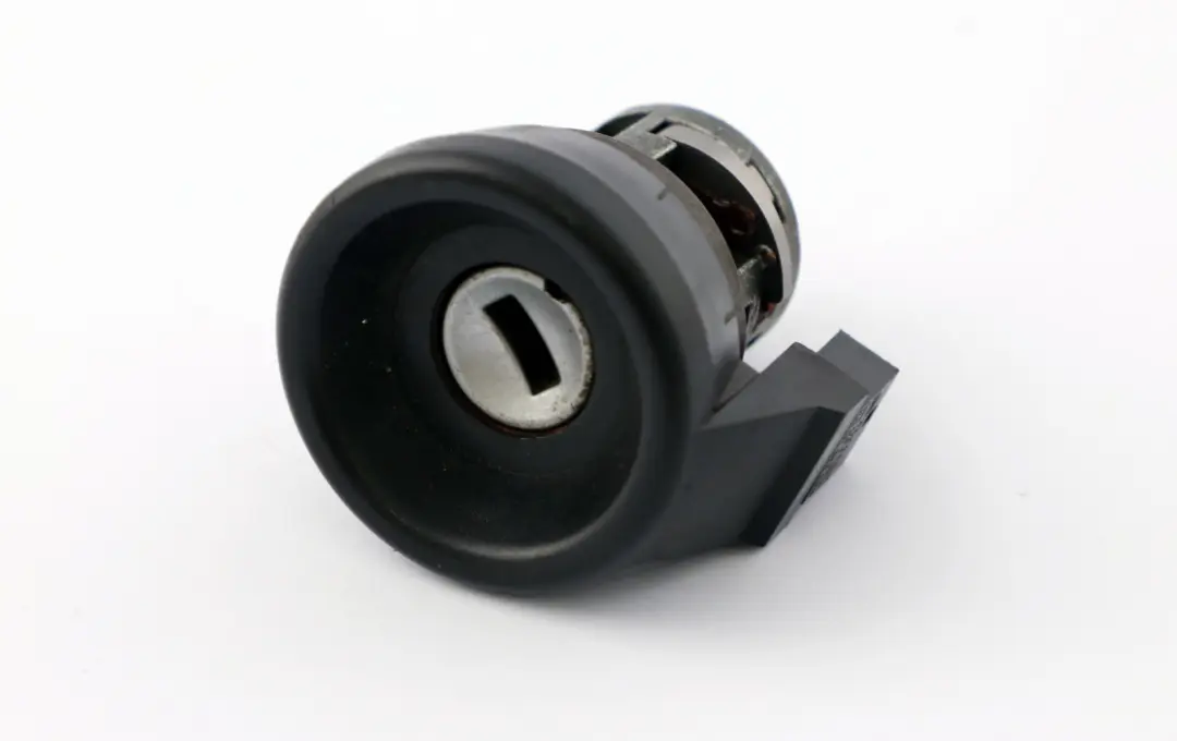 M57 184HP ECU Kit DDE EWS3 Key Automatic to BMW X5 Series E53 3.0d with Part number 7790220 BMW X5 Series E53 3.0d M57 184HP ECU Kit DDE EWS3 Key Automatic - SKU 7790220-1 - Part number 7790220