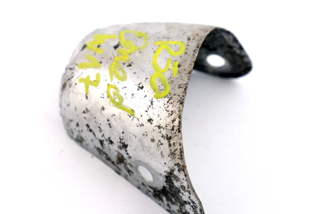 Heat Resistant Plate Fuel Injection System to Mini Cooper One D R50 with Part number 7790537 Mini Cooper One D R50 Heat Resistant Plate Fuel Injection System - SKU 7790537 - Part number 7790537