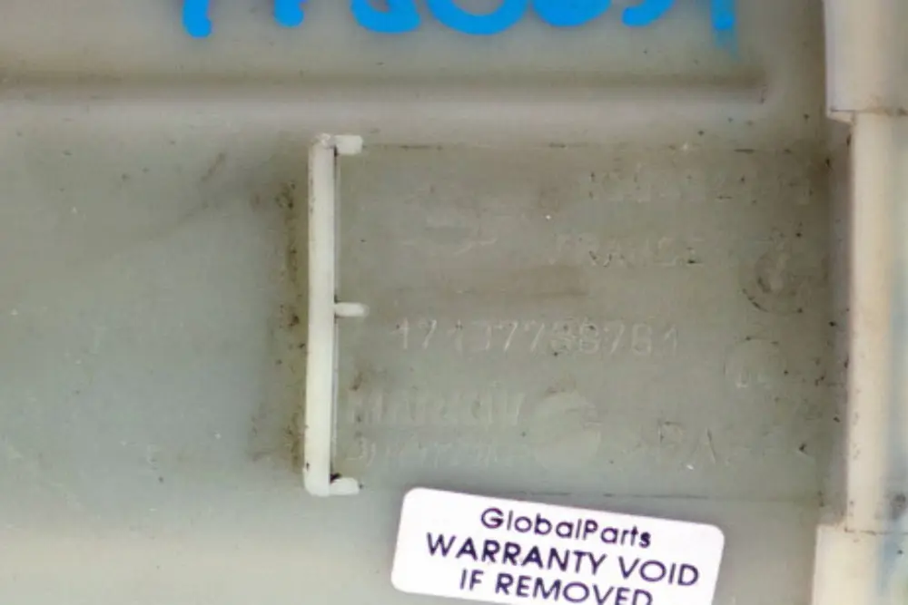 W17 Refrigerante Tanque De Expansion De Agua Botella para Mini One D R50 con número de pieza 7788761 Mini One D R50 W17 Refrigerante Tanque De Expansion De Agua Botella - SKU 7790634 - Número de pieza 7788761