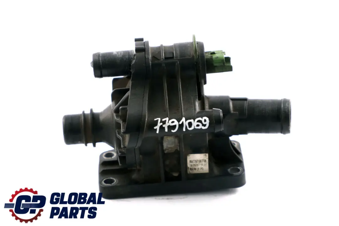 Pompe à Eau Thermostat Boîtier Tube Connecteur pour Mini R50 à propos du numéro de pièce 7791069 Mini R50 Pompe à Eau Thermostat Boîtier Tube Connecteur - SKU 7791069-1 - Numéro de pièce 7791069