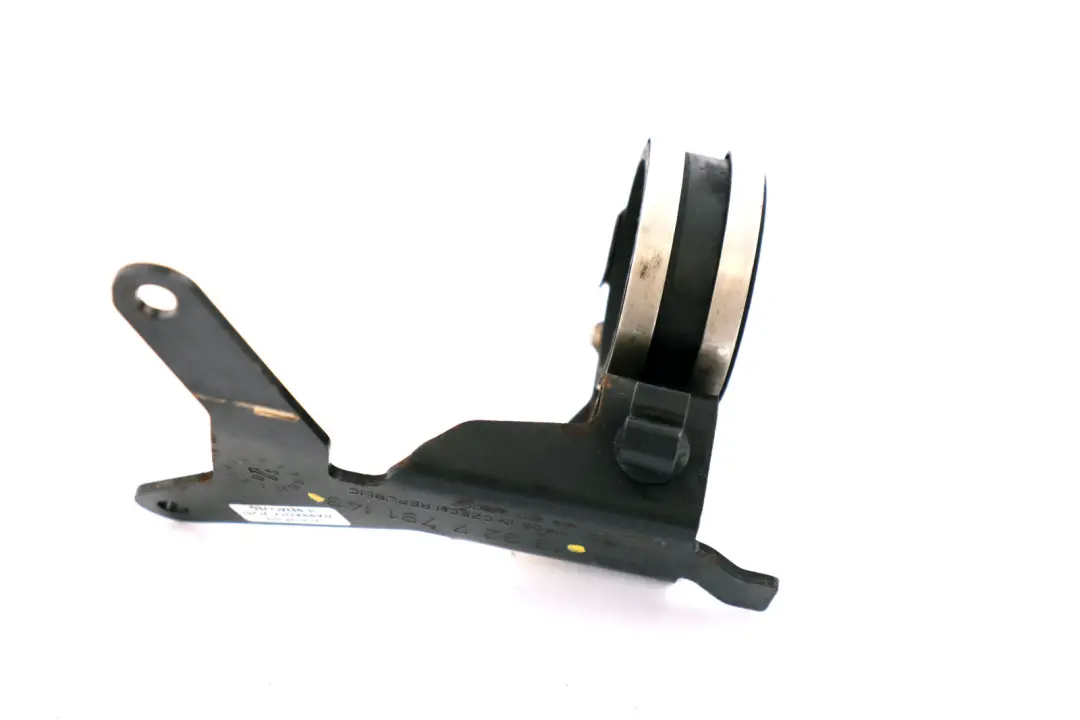 W17 Bracket Fuel Filter Strainer to BMW Mini One D R50 with Part number 7791143 BMW Mini One D R50 W17 Bracket Fuel Filter Strainer - SKU 7791143 - Part number 7791143