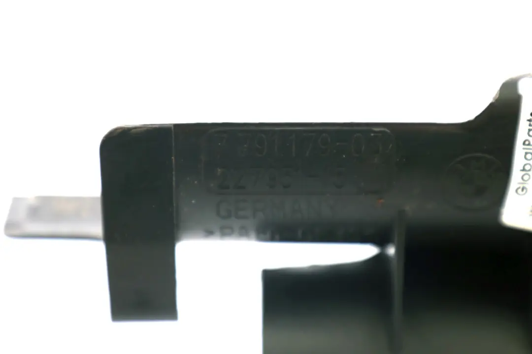 Cooling Radiator Module Carrier Housing to BMW 5 6 Series E60 E61 E63 LCI Engine with Part number 7791179 BMW 5 6 Series E60 E61 E63 LCI Engine Cooling Radiator Module Carrier Housing - SKU 7791179 - Part number 7791179