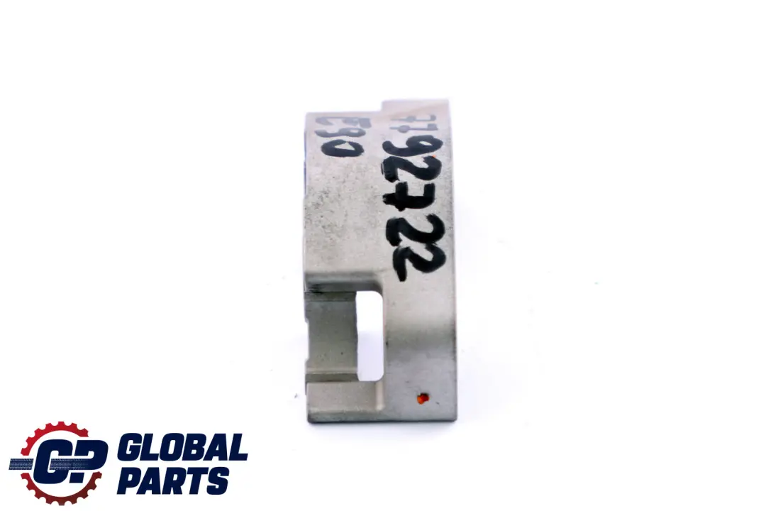 BMW E60 E61 E90 E91 Inyector Combustible Brida Abrazadera Diesel M57N2 - SKU 7792722 - Número de pieza 7792722