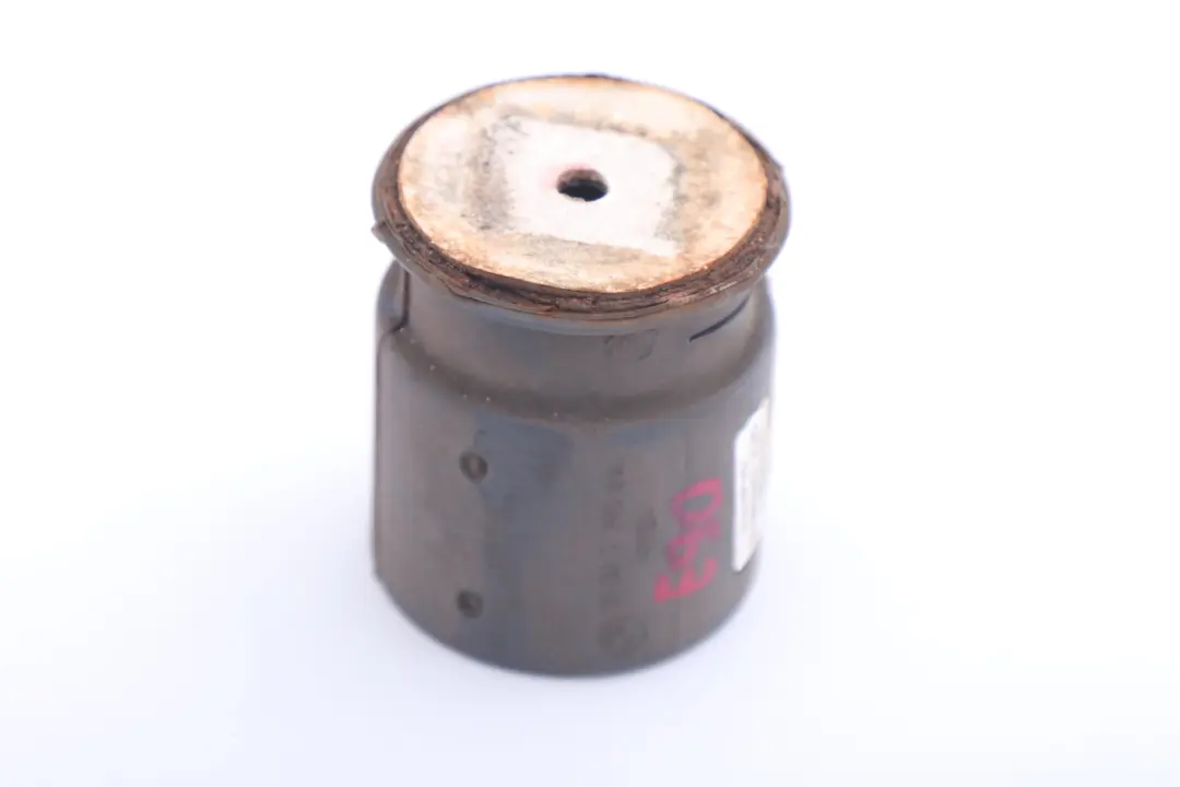 Tłumik Drgań Układu Wydechowego do BMW E60 E90 E91 F10 F20 LCI F30 o numerze 7793014 BMW E60 E90 E91 F10 F20 LCI F30 Tłumik Drgań Układu Wydechowego - SKU 7793014 - Numer Części 7793014