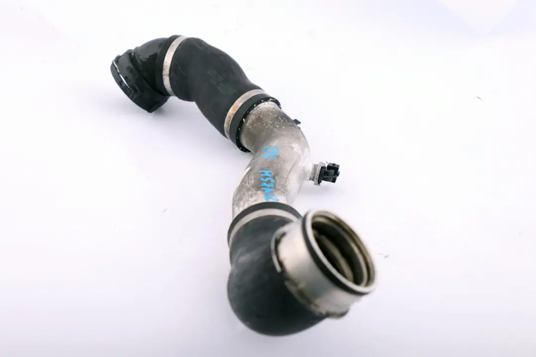 M57N2 Motore Linea Aria Carica Tubo Intercooler per BMW E90 E91 con numero di parte 7793117 BMW E90 E91 M57N2 Motore Linea Aria Carica Tubo Intercooler - SKU 7793117 - Numero di parte 7793117